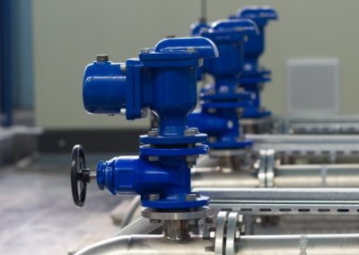 When the Joukowsky Equation Does Not Predict Maximum Water Hammer Pressures